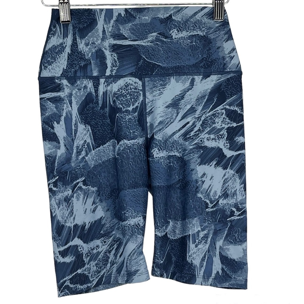 CARBON 38 OCEAN PRINT HIGH RISE WAVE ABSTRACT PRINT BIKE SHORTS SMALL